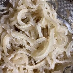 Bì heo (lợn) thái sợi to｜ぶつ切り豚皮