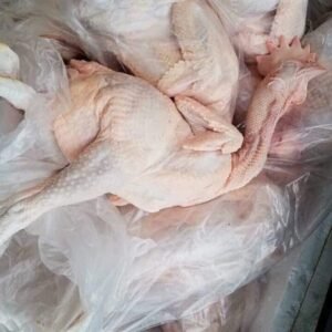 Gà nguyên con (đầu – chân- cổ)1,4 – 1,5kg｜鶏頭付